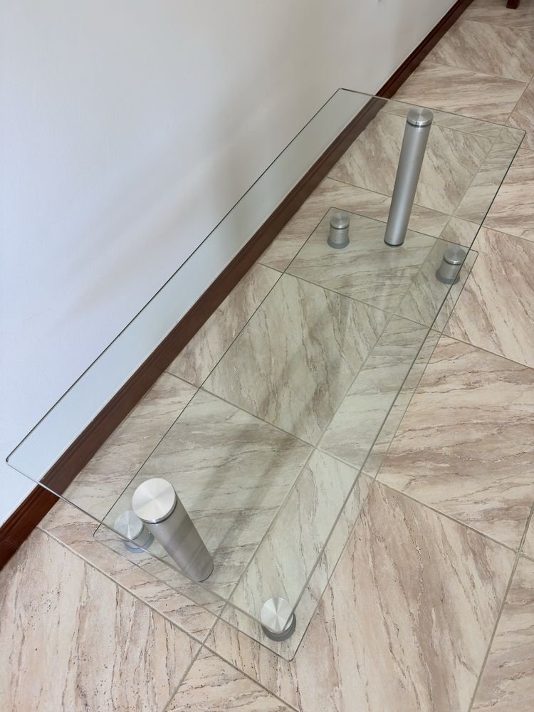 Mesa de vidro de sala