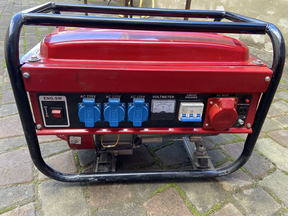 Генератор бензиновый на 3