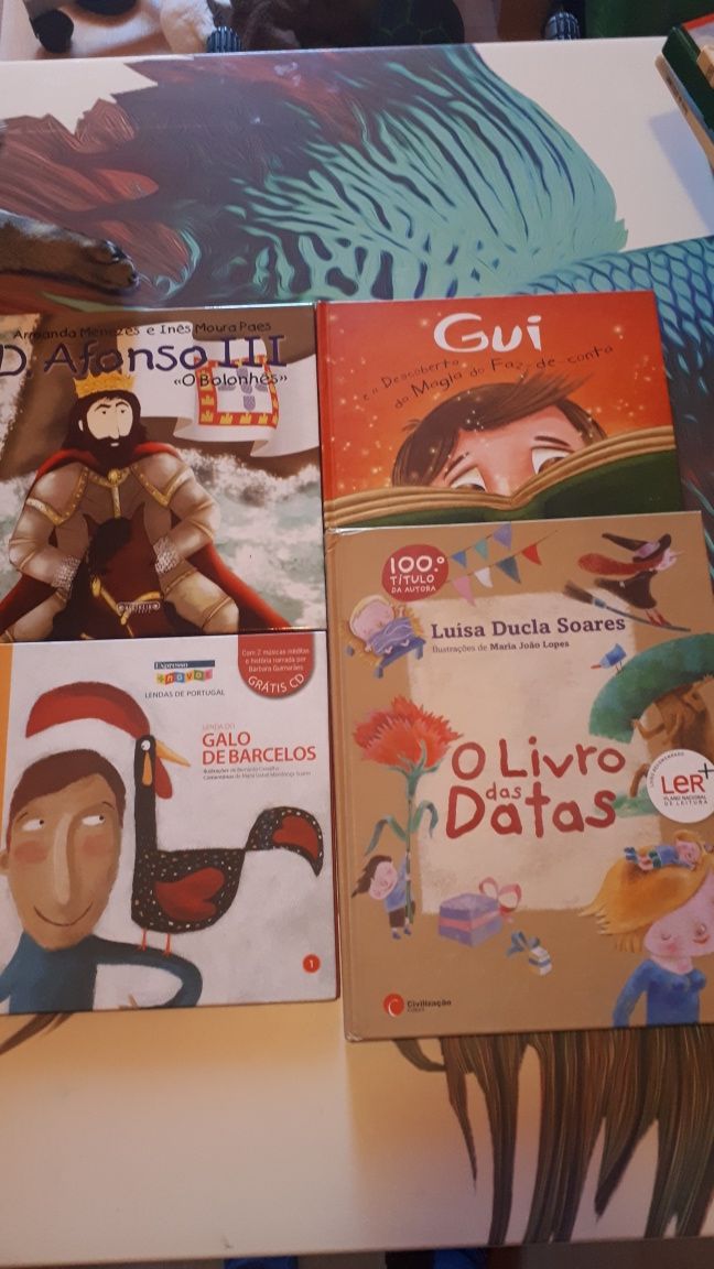 Livros infantis como novos
