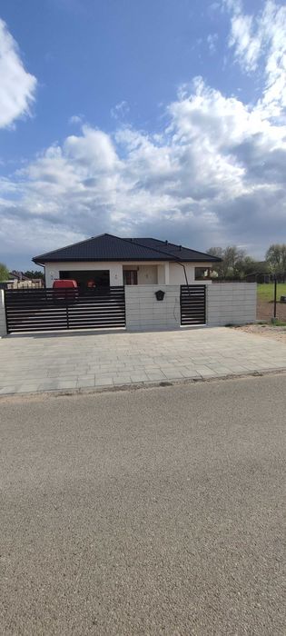 Dom 215m2 do zamieszkania