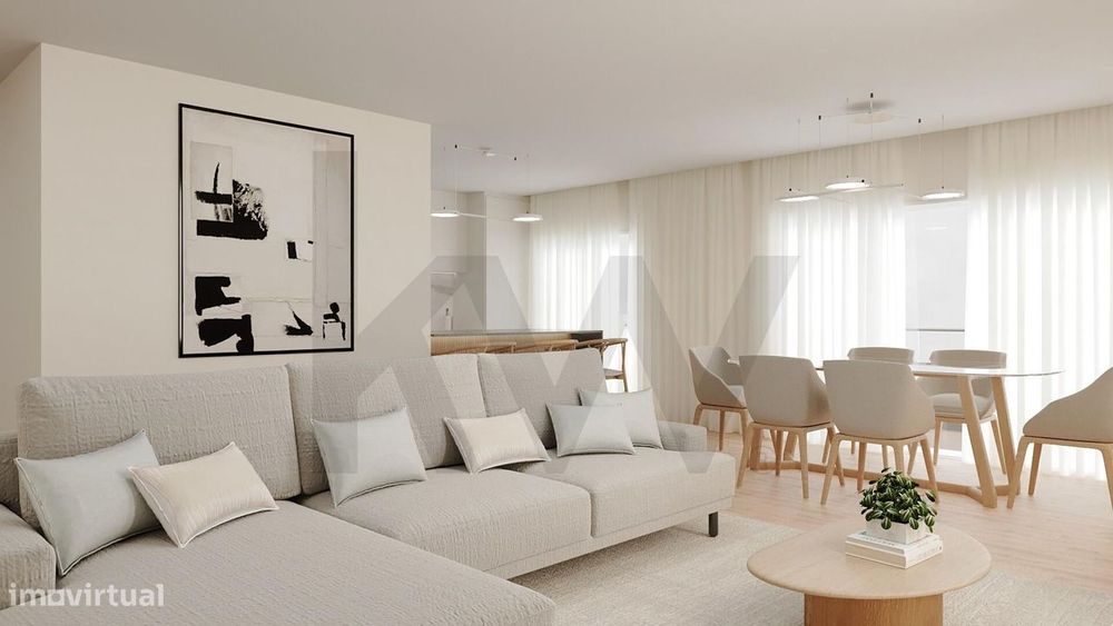 Apartamento T3  com  2 Varandas e 2 Lugares de Estacionamento | Carnax