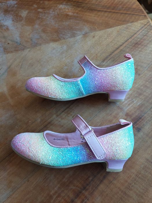 Sapatos salto alto Princesas  Disney H&M