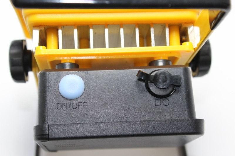 Ручний прожектор Bailong BL-204 100W