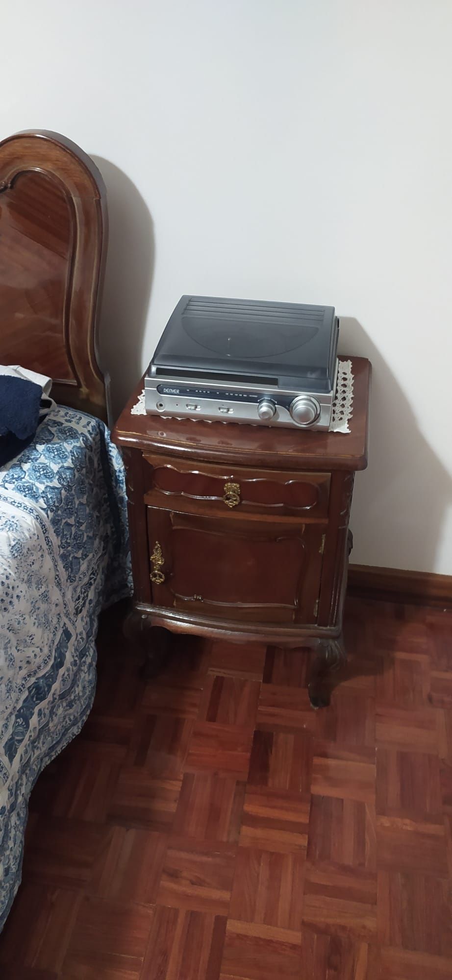 Mobília de quarto completa