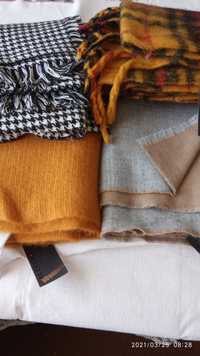 Женские тёплые шарфы и шали по 300 грн.