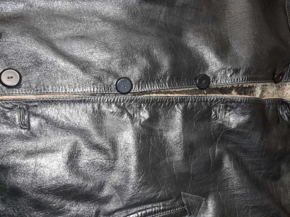 Шкіряна зимова курточка