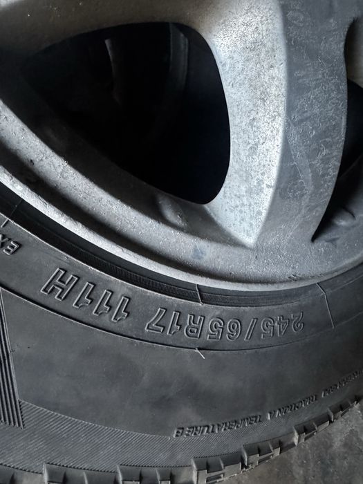 Продам 4 диски з резиною ML w163 5/122/17