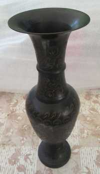 Металлическая ваза Индия