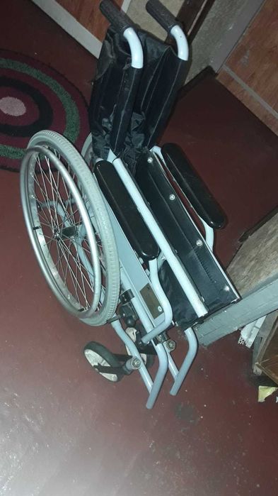 Без залога!!Прокат инвалидную коляску .  Очень дешево!