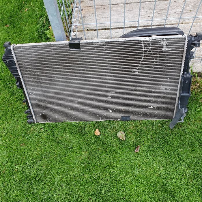 Chlodnica  renault trafic 2