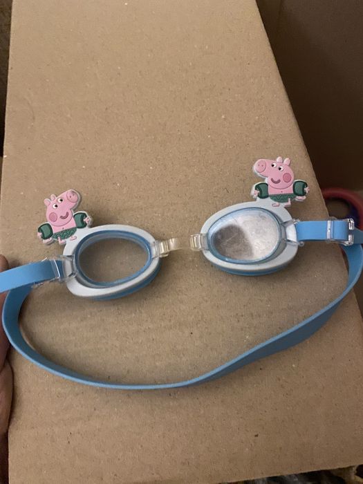 Окуляри дитячі для плавання різні