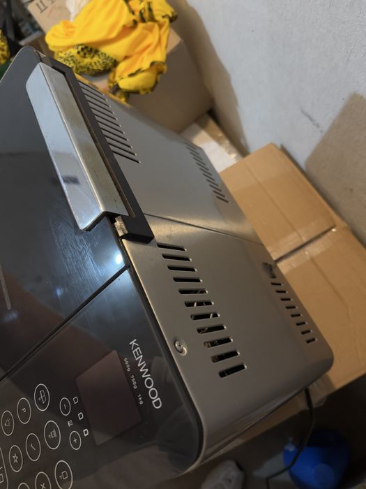 Продам хлебопечку kenwood bm450