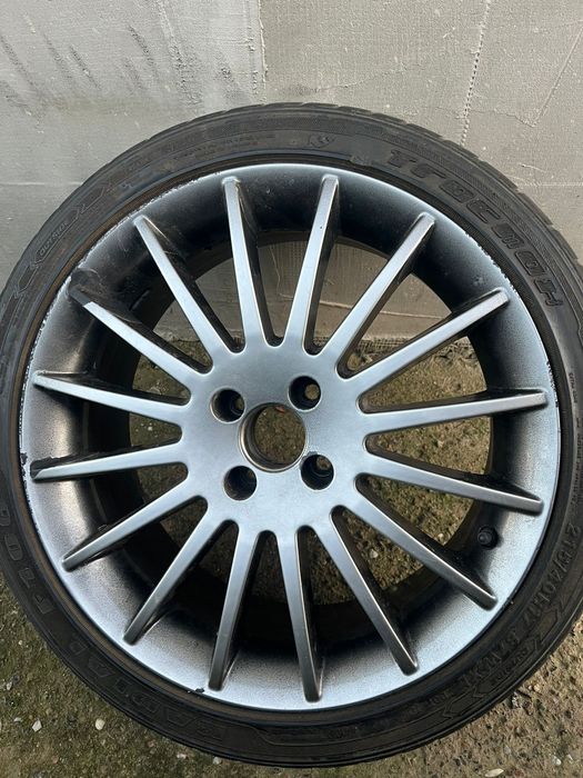 Ваз-2114 в очень хорошем состоянии.