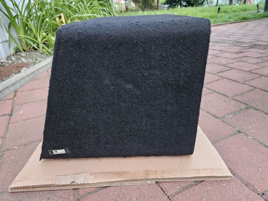Skrzynia basowa, głośnik basowy, tuba JBL GTO1204BP