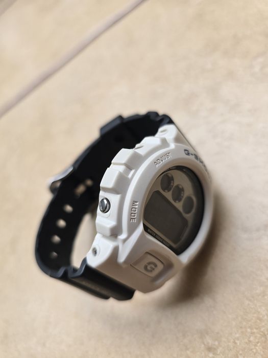 Casio g-shock dw-6900nb, bardzo ładny stan