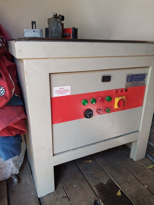 Кромко облицювальний верстат Б/У ANADOLU MAKINA Sanayi