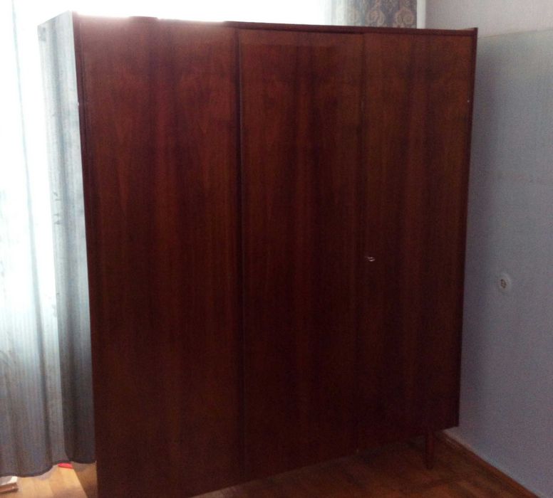 Шафа з натурального дерева (Польша)