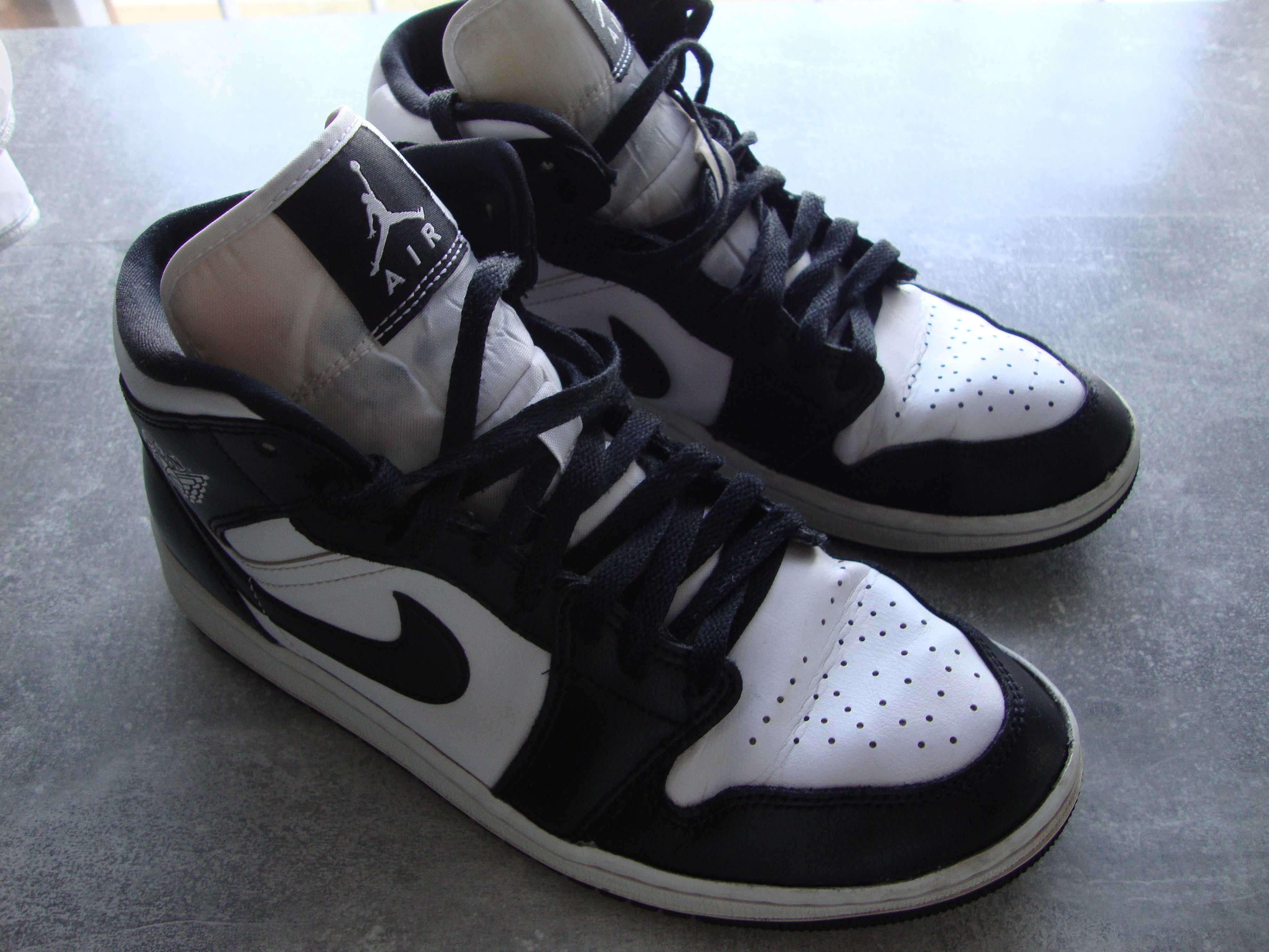 NIKE JORDAN 1 retro rozmiar 41 wkładka wewnętrzna 26,5 cm Oryginał