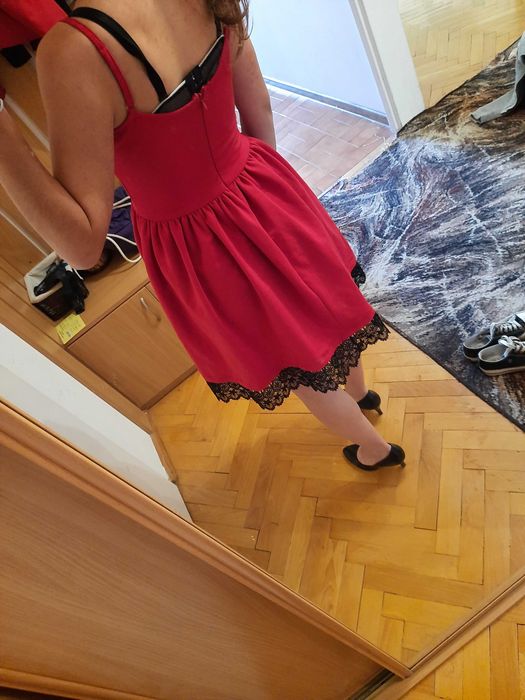 Sukienka czerwona  koronka Cinamoon