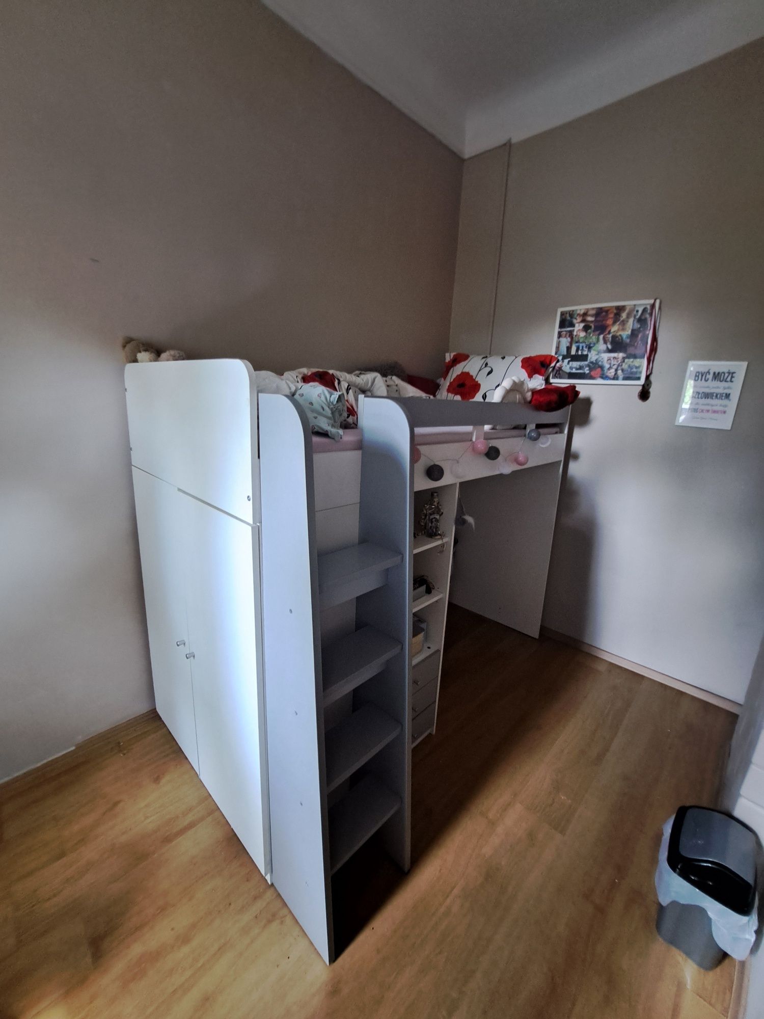 Łóżko piętrowe antresola