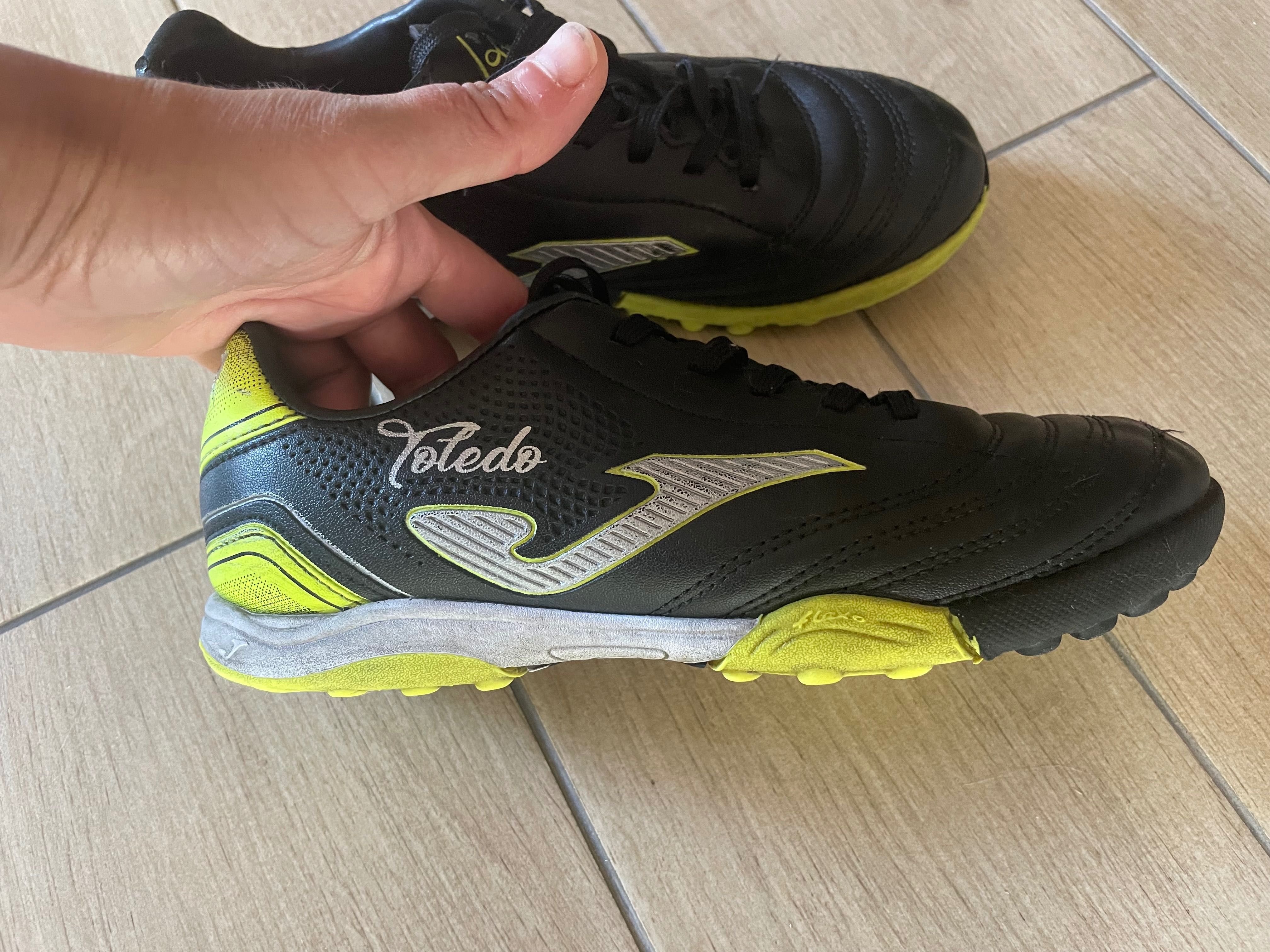 Сороконіжки Joma toledo 23см