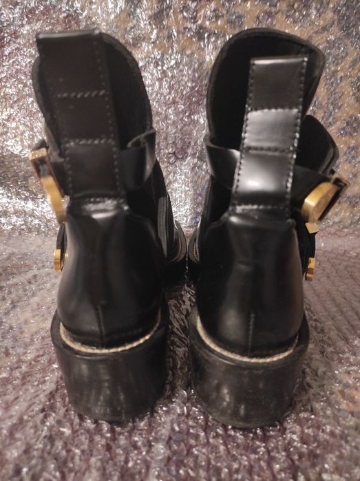 Шкіряні черевики Balenciaga 39