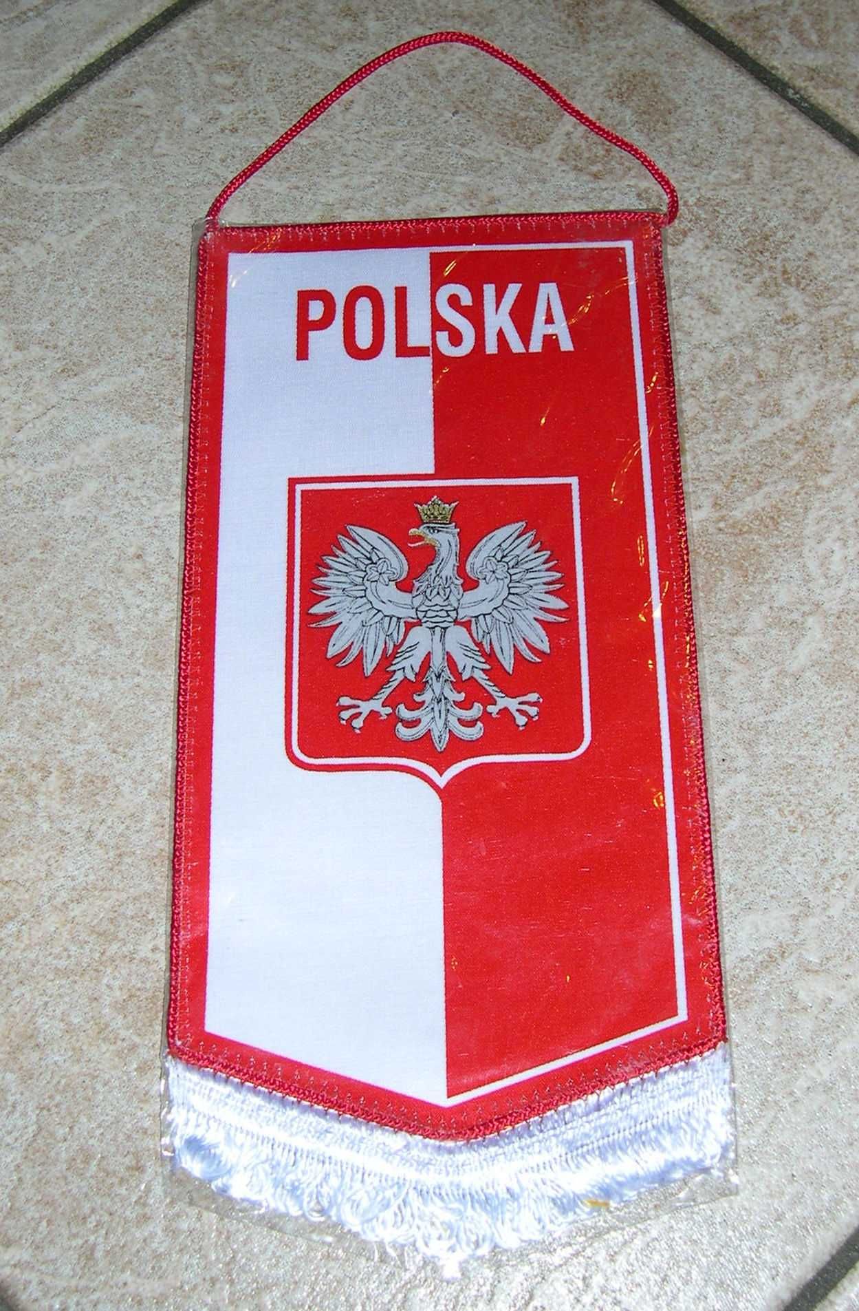 Proporczyk Polski Związek Piłki Nożnej PZPN z lat 90 jak nowy