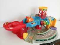 Garaż tut tut vtech toot toot tor zjeżdżalnia + samochodzik
