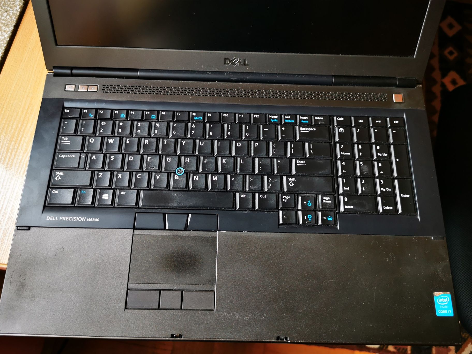 Laptop Dell M6800 17" i7 8X 2.5GHZ 500GB SSD 32GB RAM K3100M 4GB VRAM!