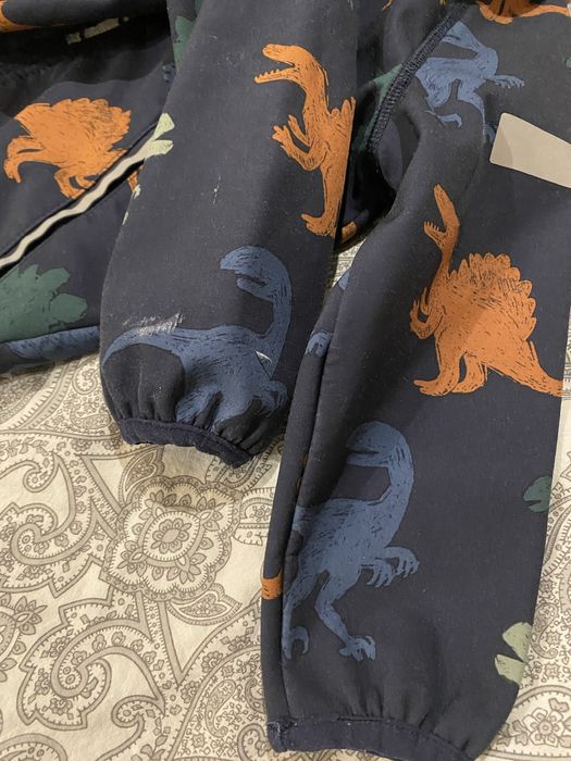 H&M 98 kurtka przeciwdeszczowa softshell dinozaury wodoodporna