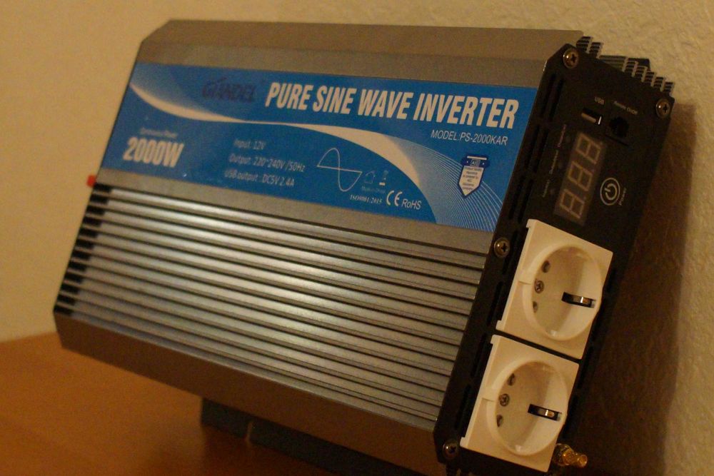 перетворювач напруги  GIANDEL 2000 w