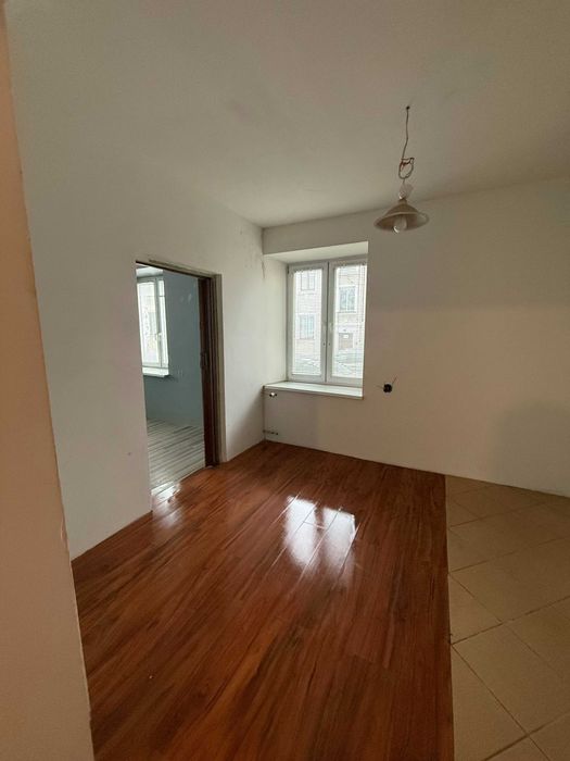 Ścisłe CENTRUM | Bezczynszowe 2 pokoje | Własny teren 34m2 (Parking)