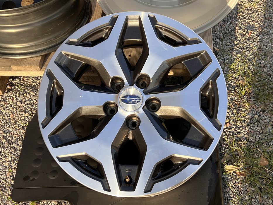 Диски R17 5x114,3 Subaru Forester SK 5 114.3