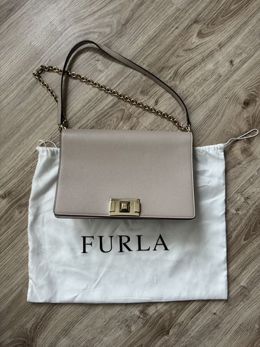Бежева сумка Furla оригінал великого розміру