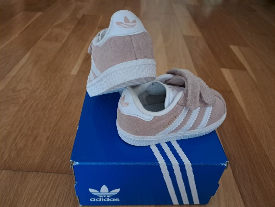 Ténis Adidas Gazelle - Cor de rosa tam. 19