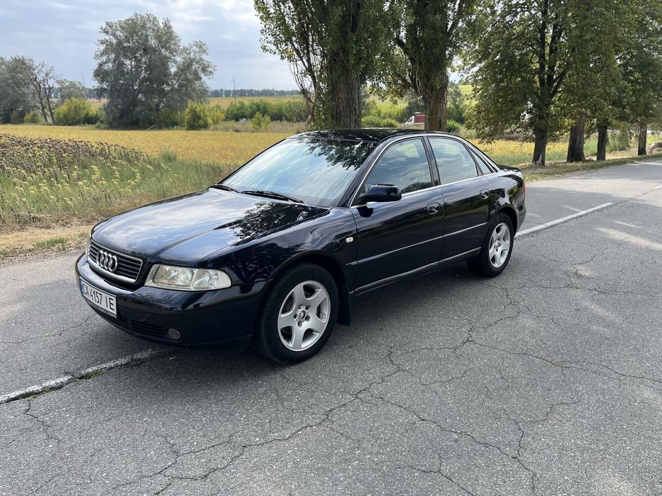 Audi a4 b5 1.6 газ бенз 2000р