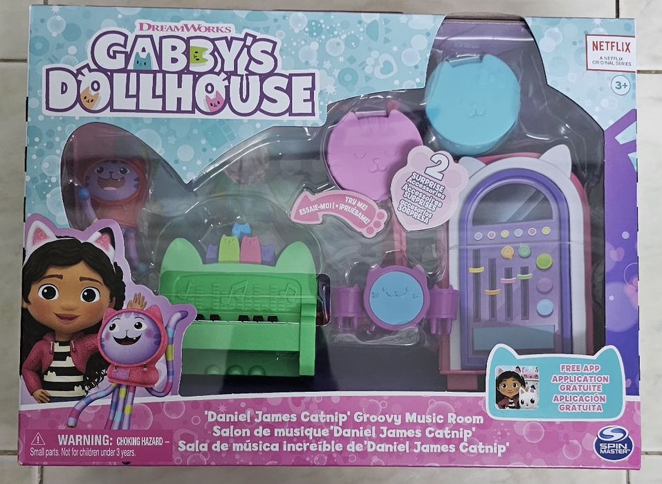 Gabbys dollhouse várias