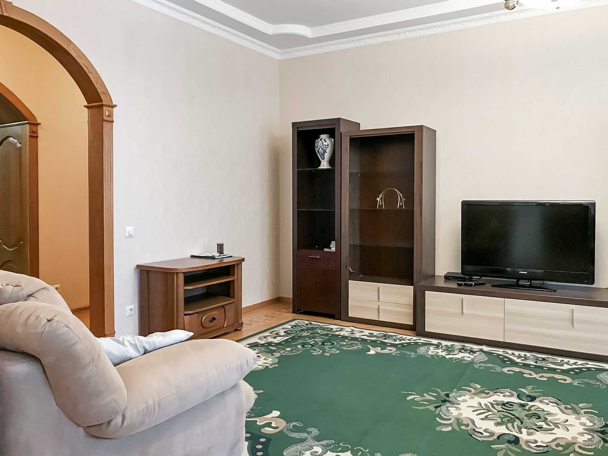 Оренда, Гусовського, 11/11, 3 кімн, 145м, ЖК «Введенський», Печерськ
