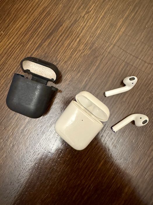 Продам Apple Airpods2 Оригинал