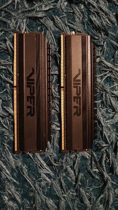 Viper  2x4 GB czyli 8gb 3200Mhz