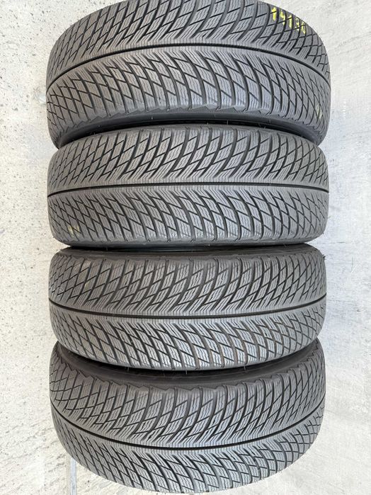 Резина зимова, 99%, Michelin Pilot Alpin 5 235\60 R18 (арт.14130)