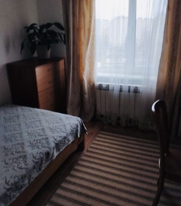 Оренда трикімнатної квартири Урожай Литвиненко. 16школа. Матроса Кішки