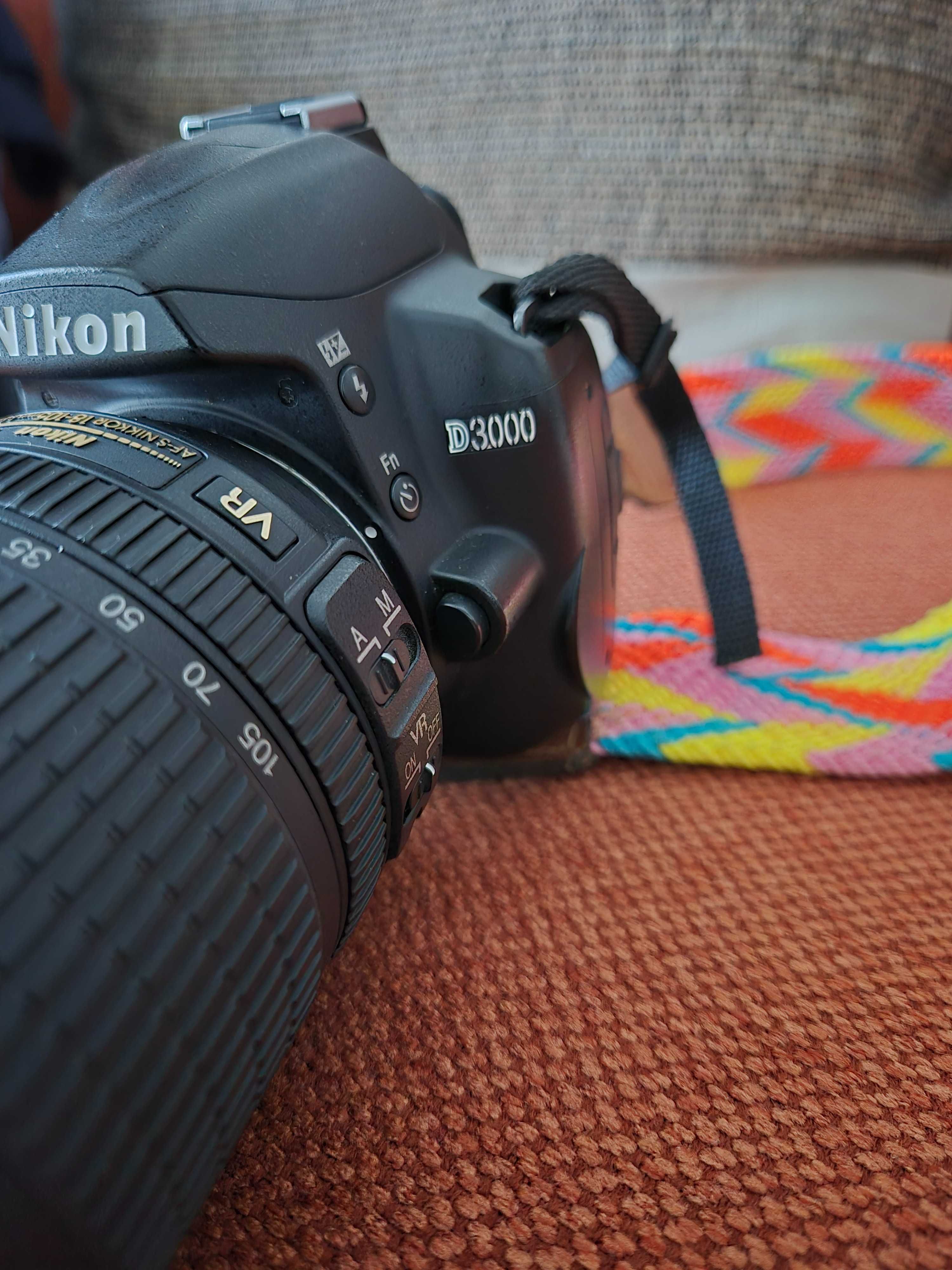 Nikon D3000 + lente Nikon 18-105mm