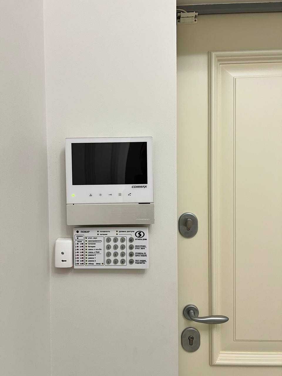 Продам в центре Днепра ул. Херсонская 9, жк Каскад 2.