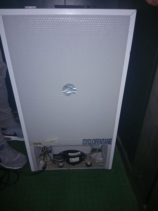 Frigorífico pequeno tipo bar