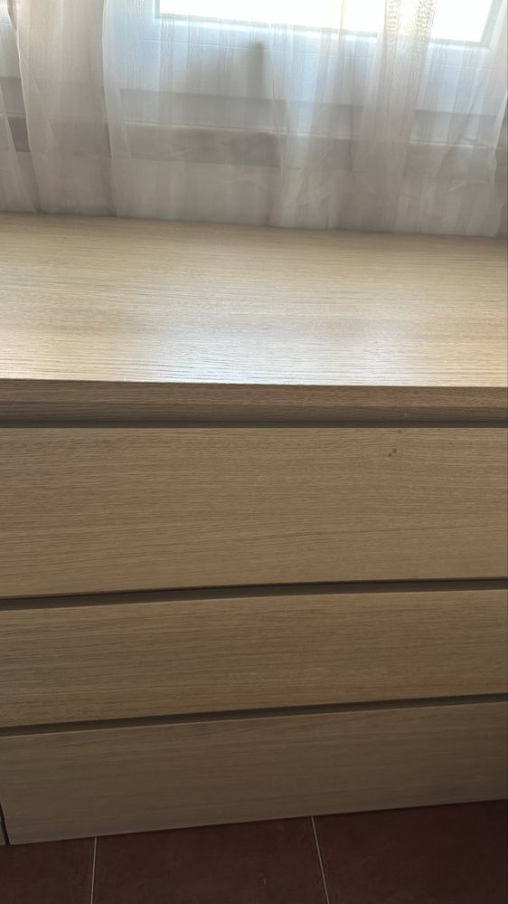 Cómoda ikea ótimo estado