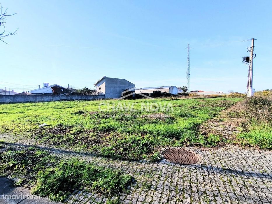 Lote de terreno p/ construção de Moradia em Banda  em Anta, Espinho