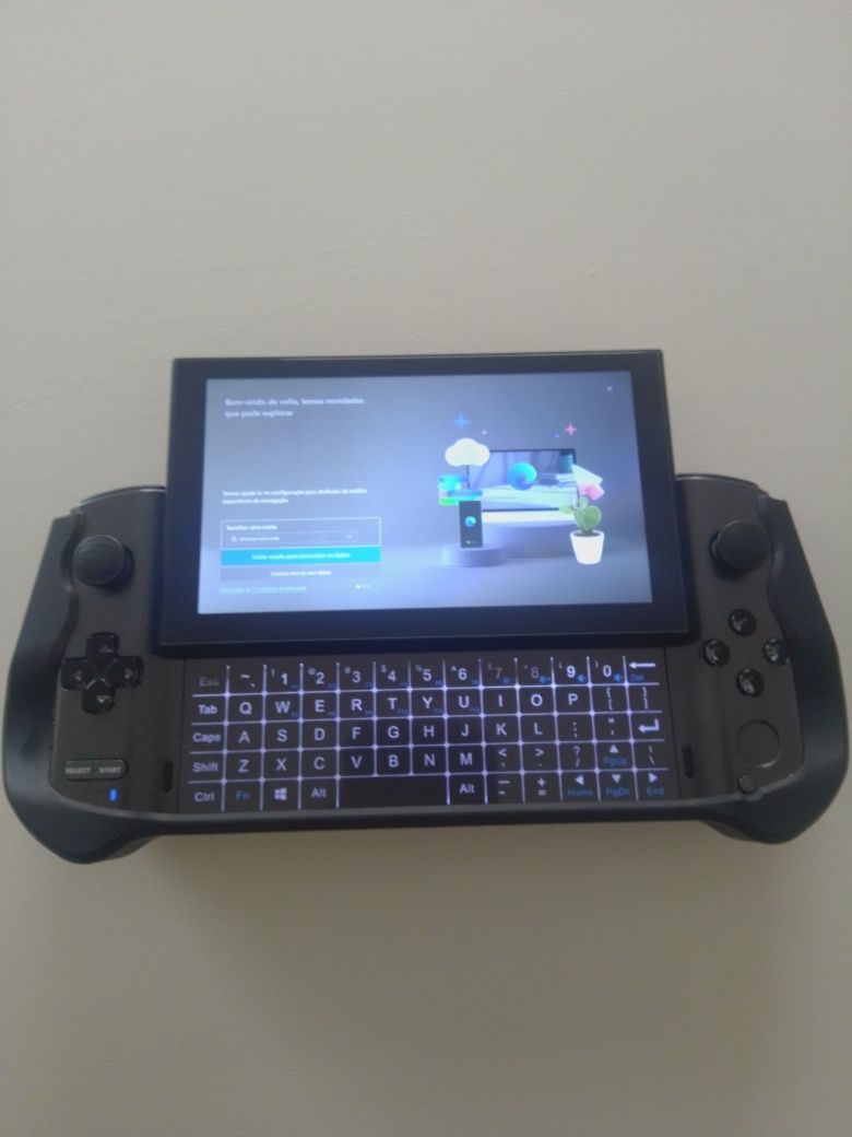 GPD WIN 3 (mini laptop gaming)