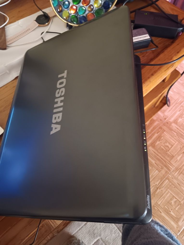 Vendo computador com alguns problemas