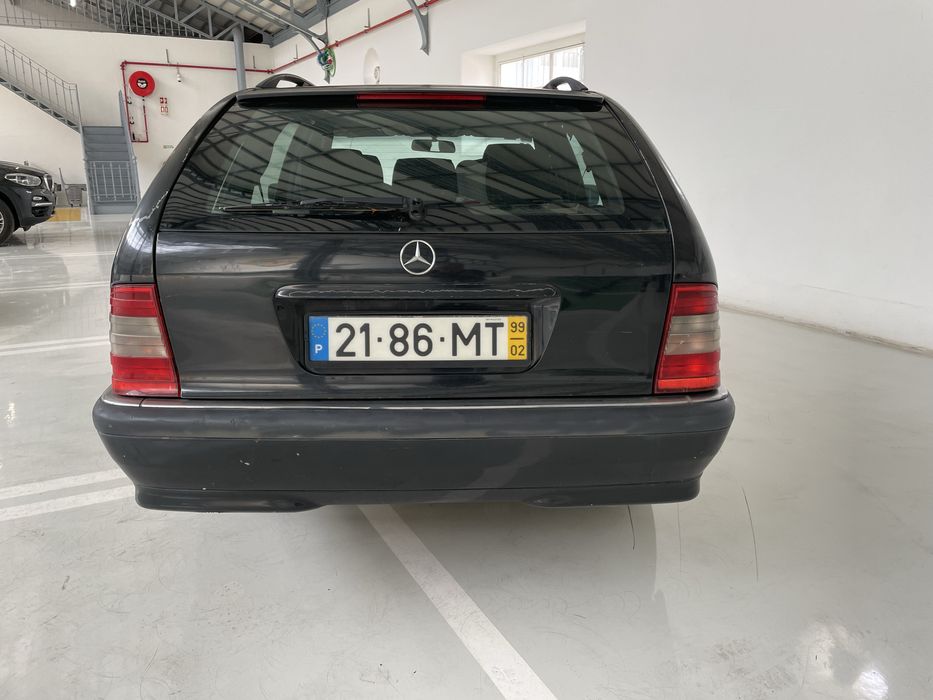 Mercedes carrinha c 180